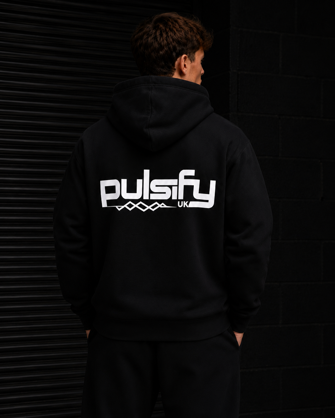 PULSIFYUK HOODIE - BLACK