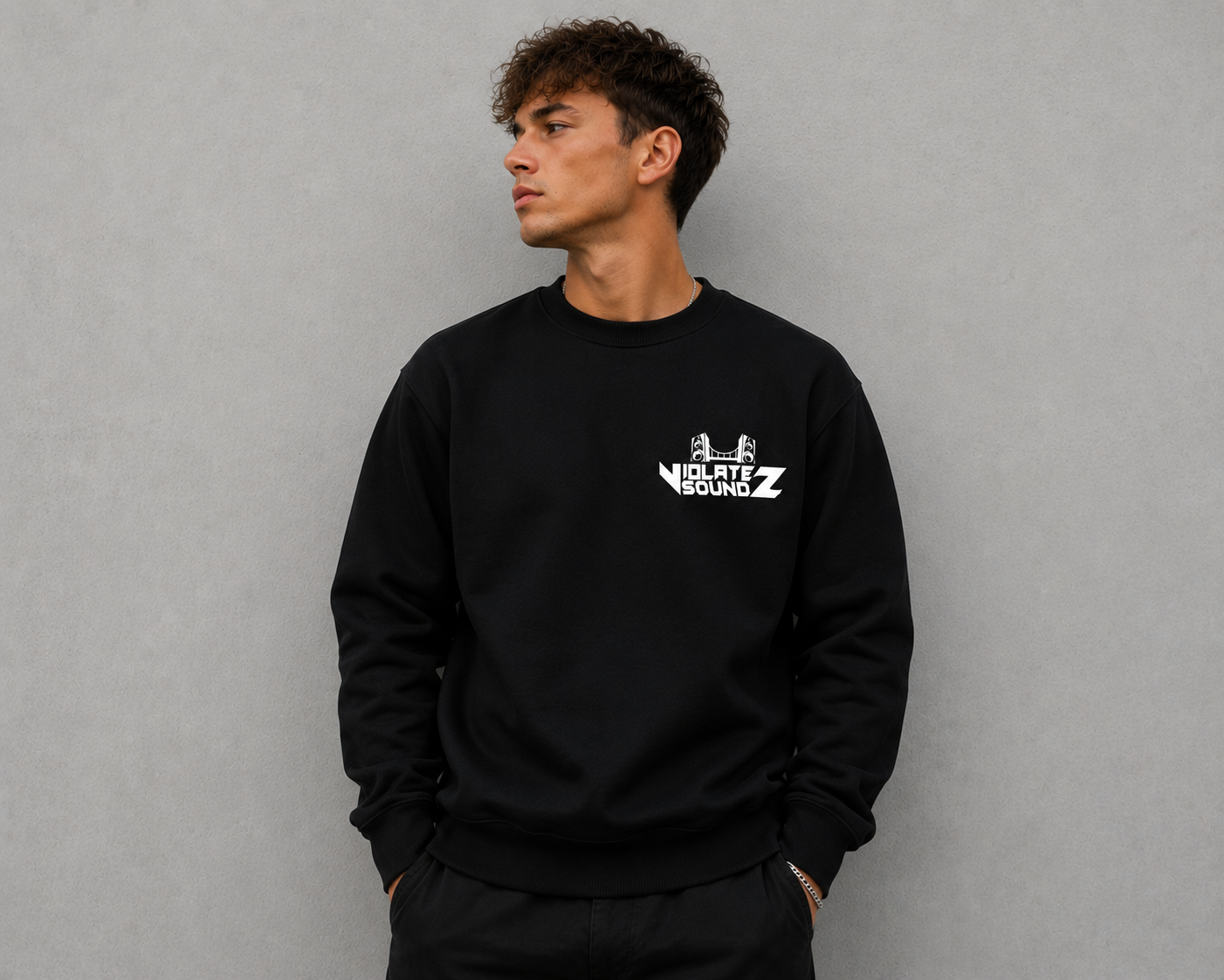 VIOLATE SOUNDZ SWEATSHIRT - BLACK